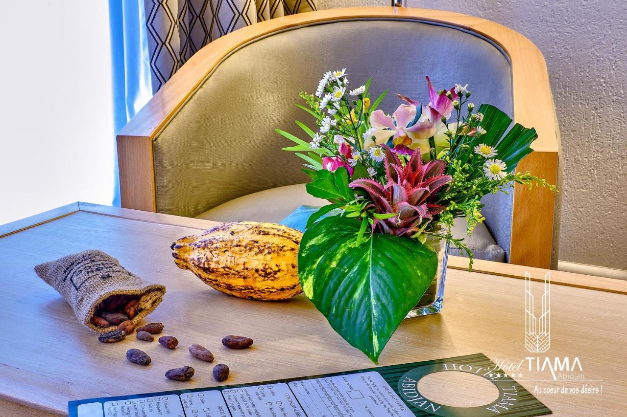 Hotel Tiama อาบีจาน ภายนอก รูปภาพ