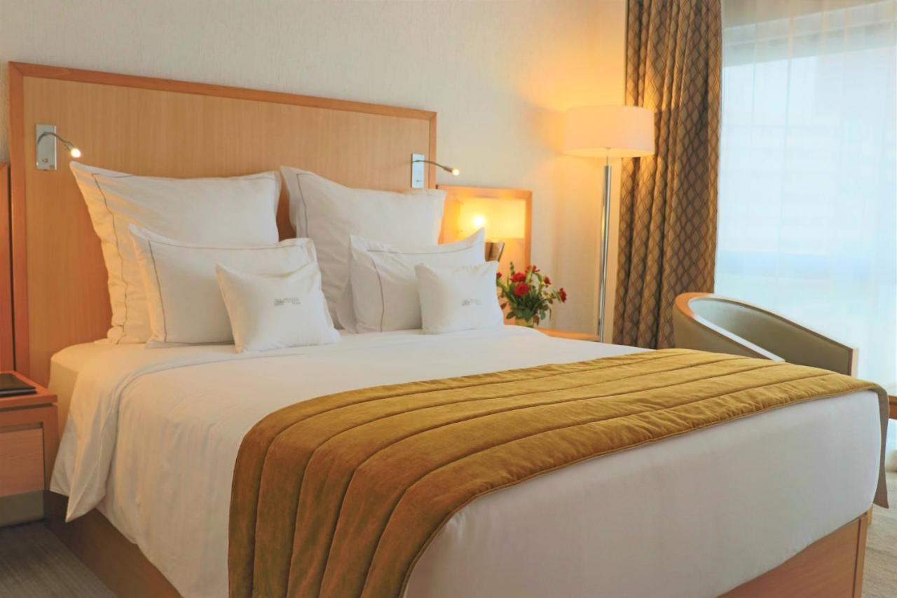 Hotel Tiama อาบีจาน ภายนอก รูปภาพ